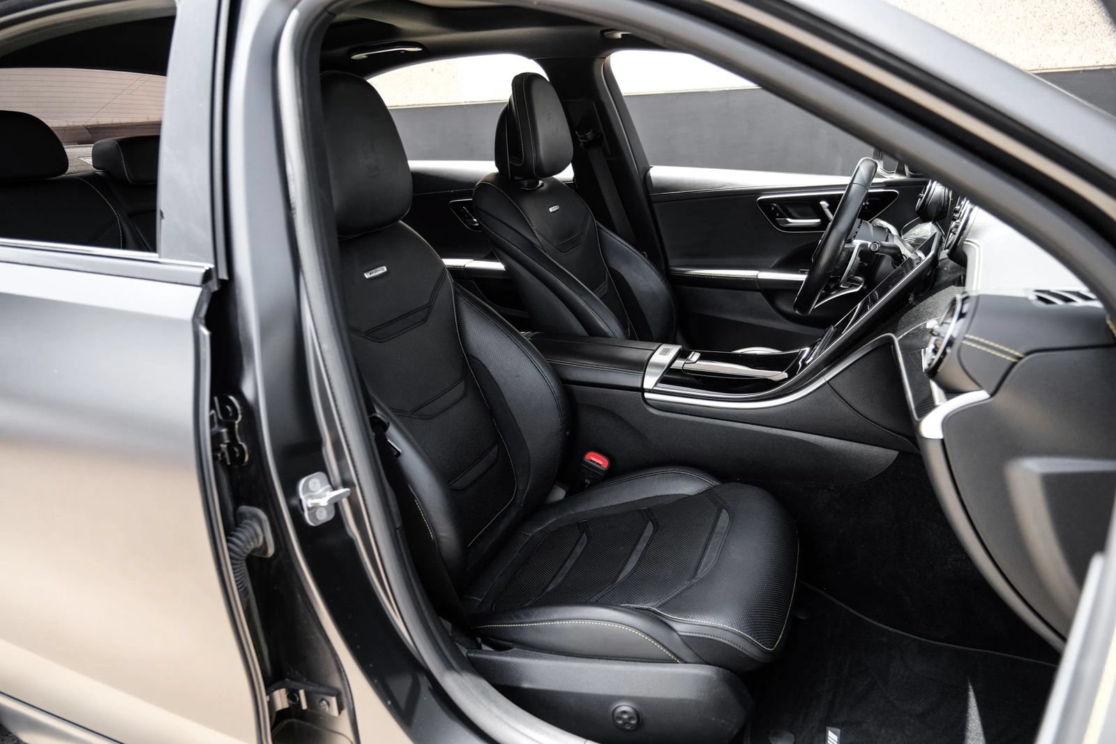 Used 2024 Mercedes-Benz C 63 AMG S image 50
