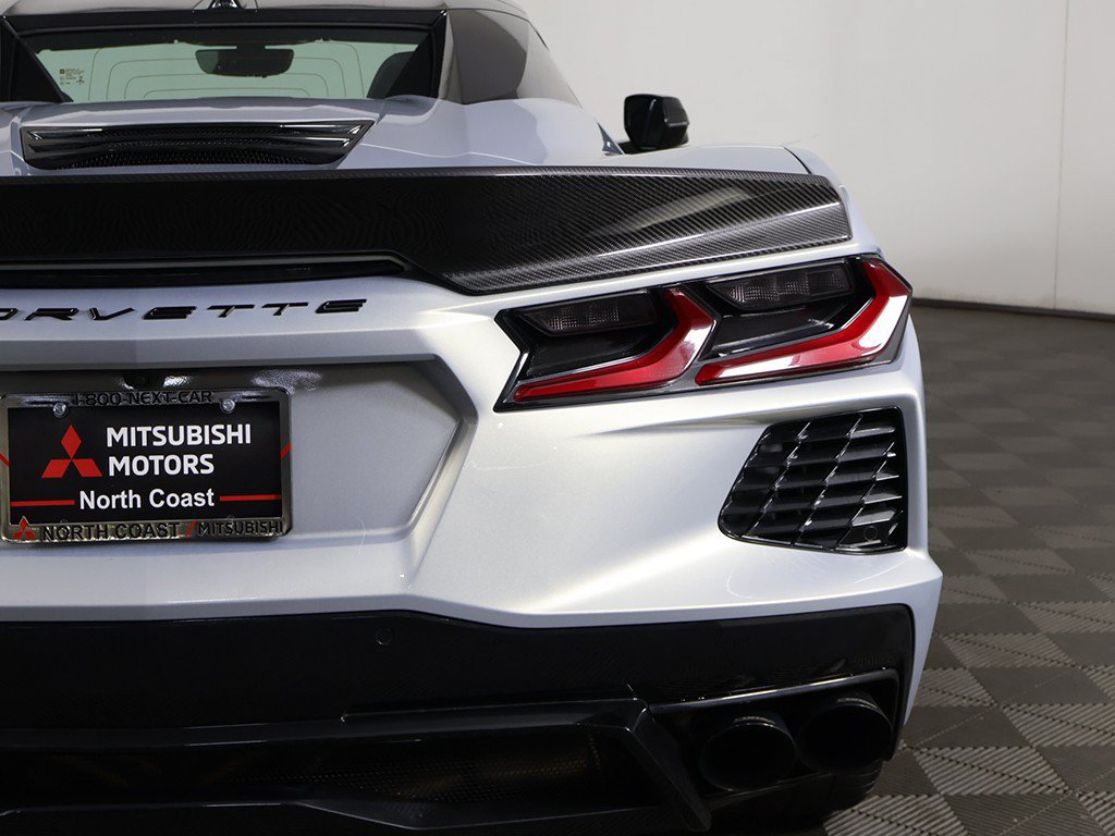 Used 2021 Chevrolet Corvette Stingray Premium Conv w/ Z51 Performance Package RWD image 20