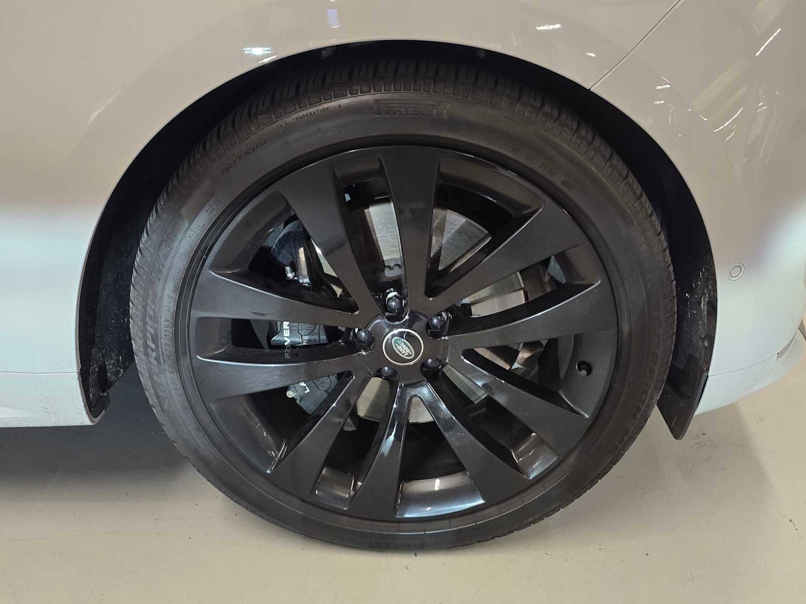 Used 2025 Land Rover Range Rover Sport Autobiography image 9