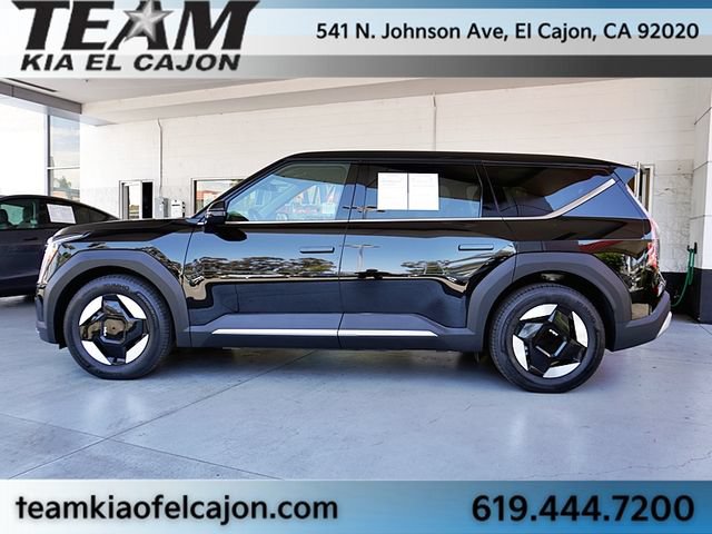 Certified 2024 Kia EV9 Light Long Range RWD image 6