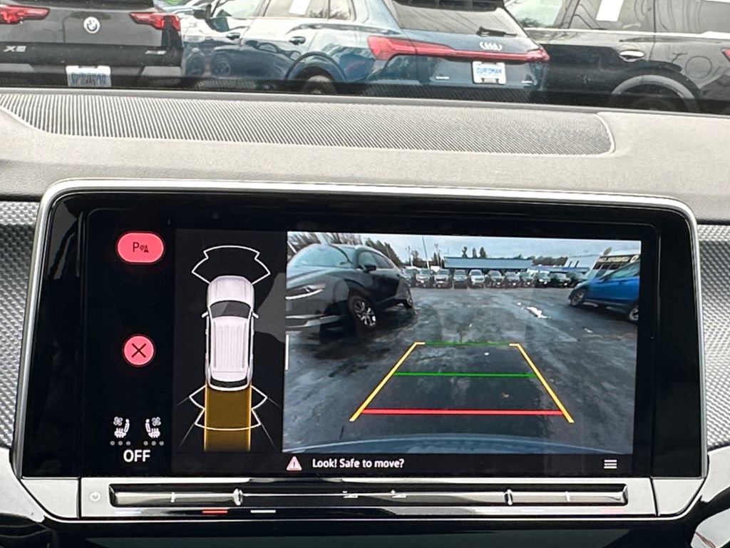 Used 2024 Volkswagen Atlas Cross Sport SEL R-Line image 17