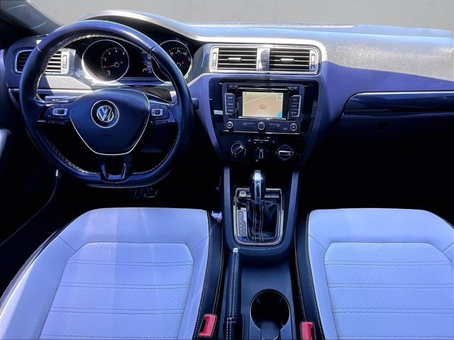 Used 2015 Volkswagen Jetta Sport FWD image 16