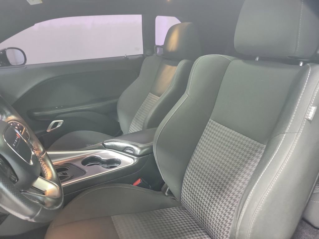 Used 2019 Dodge Challenger GT w/ Driver Convenience Group image 21