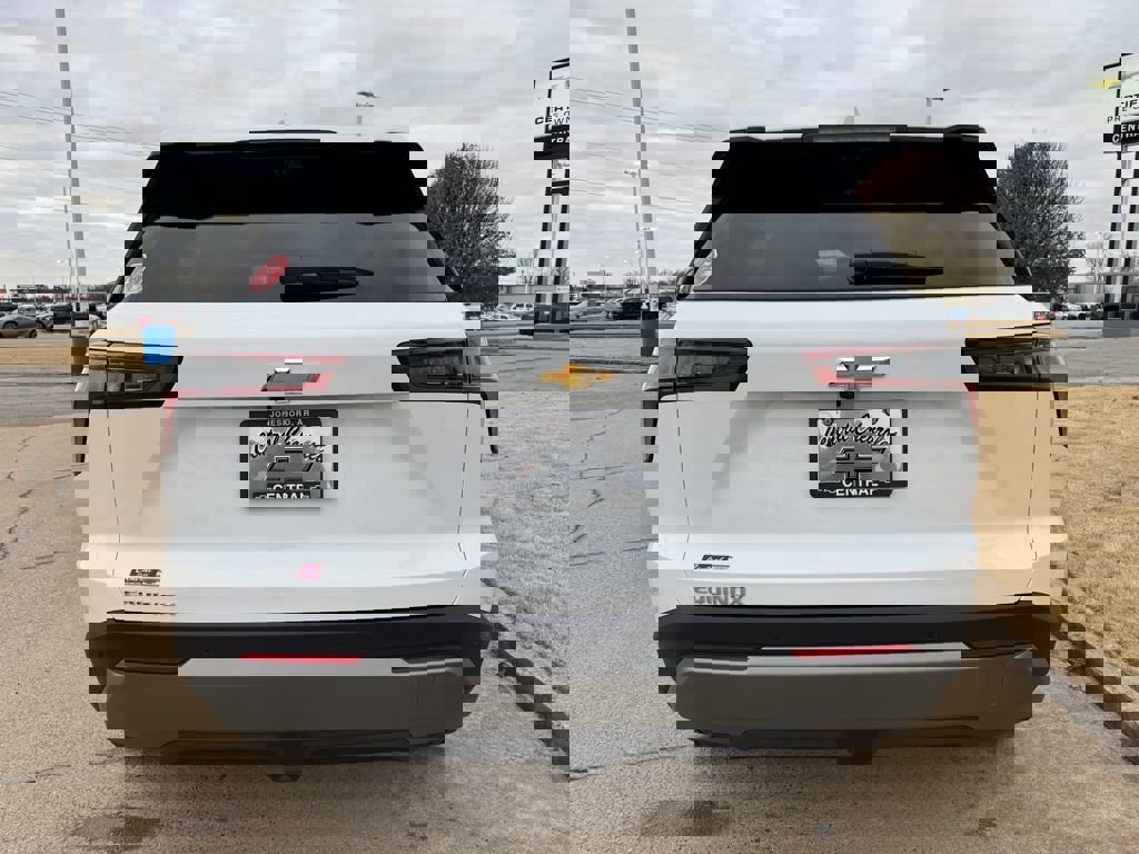 New 2026 Chevrolet Equinox LT w/ Safety and Technology Package image 4