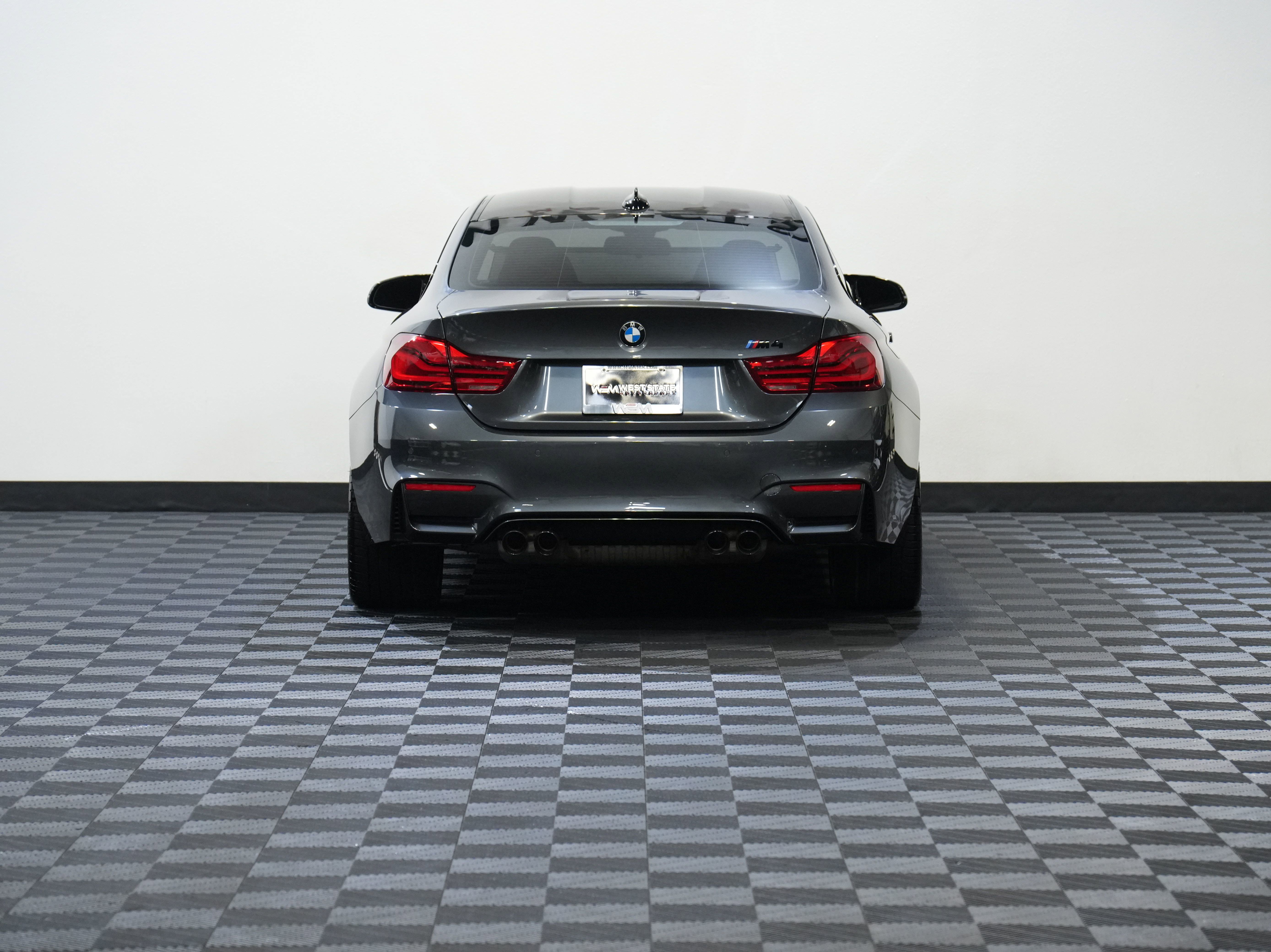 Used 2018 BMW M4 COUPE 2D image 7