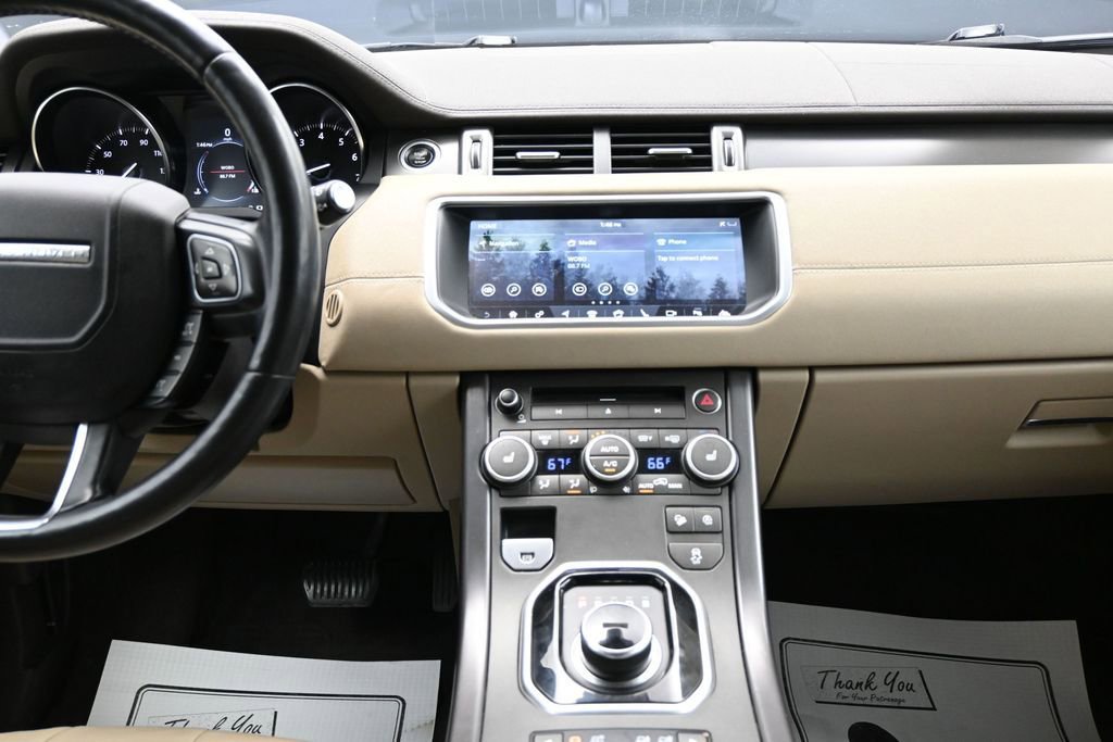 Used 2018 Land Rover Range Rover Evoque SE AWD/4WD image 17
