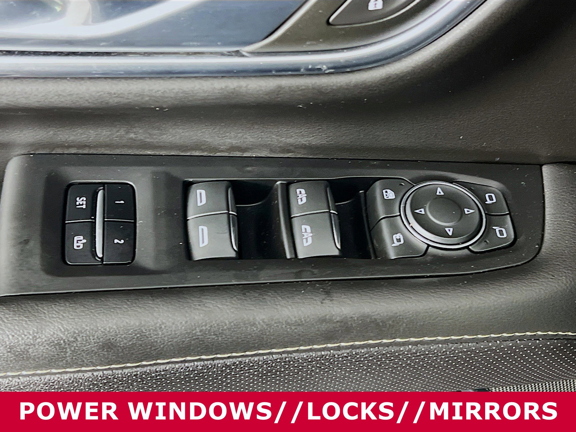 Used 2023 Chevrolet Tahoe Premier AWD/4WD image 20