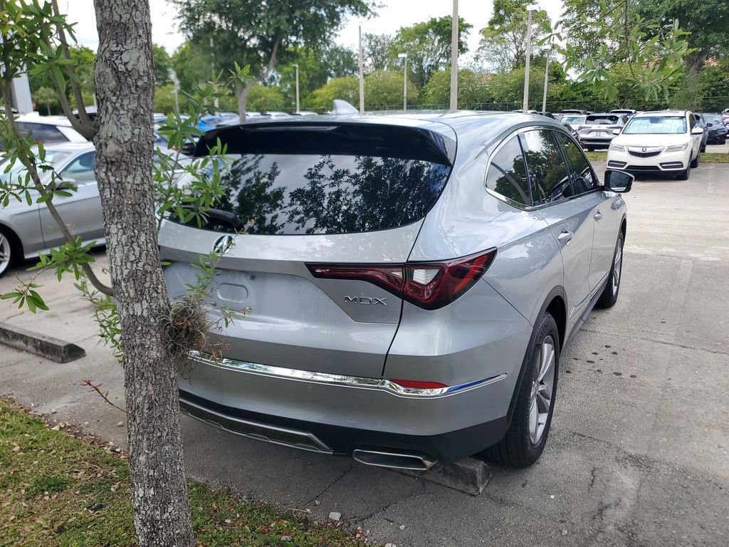 Used 2025 Acura MDX FWD image 7