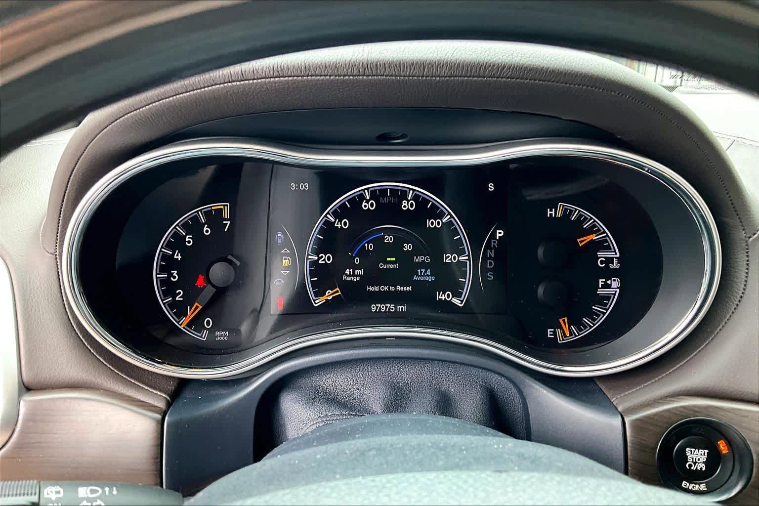 Used 2014 Jeep Grand Cherokee Overland w/ Advanced Technology Group AWD/4WD image 25