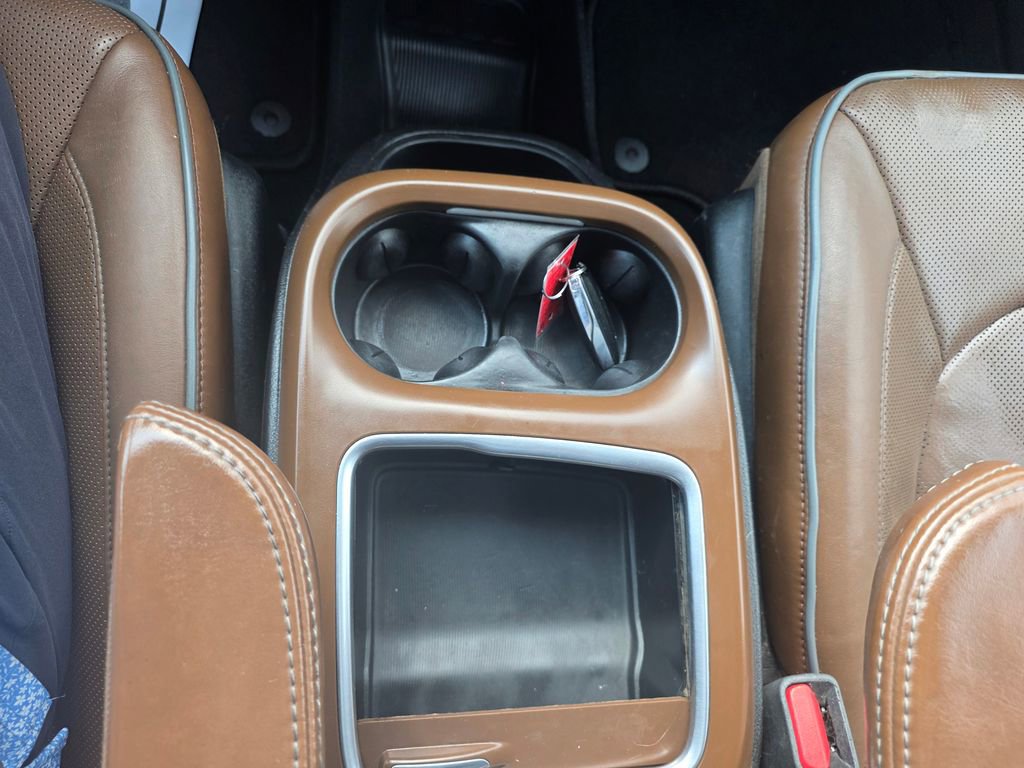 Used 2017 Chrysler Pacifica Limited w/ UConnect Theater Package image 22