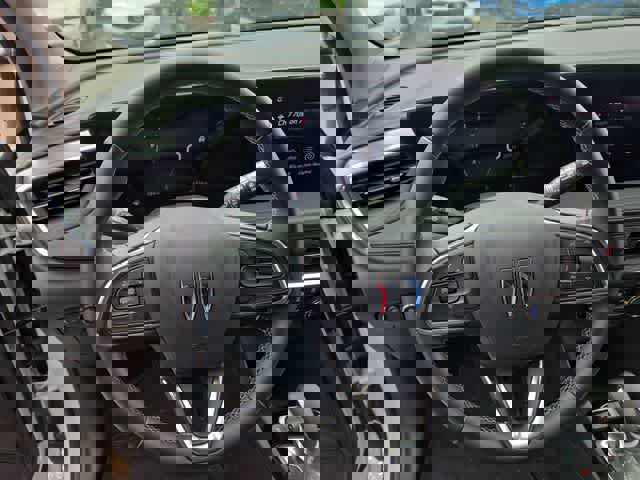 Used 2024 Buick Encore GX Preferred FWD image 21