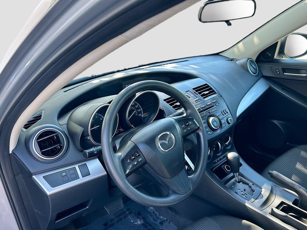 Used 2012 MAZDA MAZDA3 i Touring FWD image 9