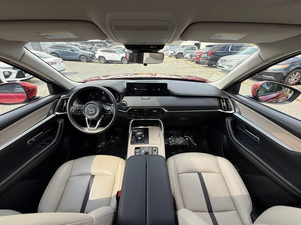 Used 2025 MAZDA CX-90 Plug-In Hybrid w/ Preferred AWD/4WD image 23