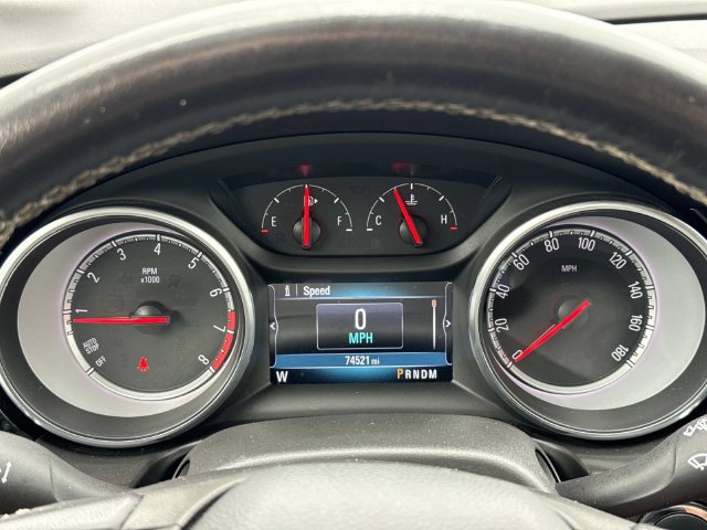 Used 2018 Buick Regal Essence w/ Sights and Sounds Package AWD/4WD image 27