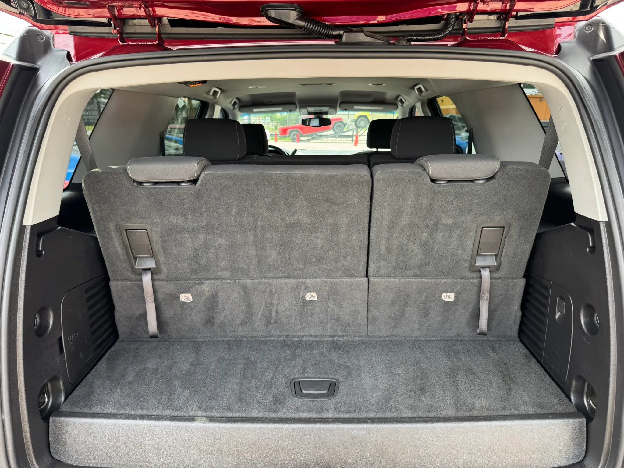 Used 2018 Chevrolet Tahoe LS RWD image 42