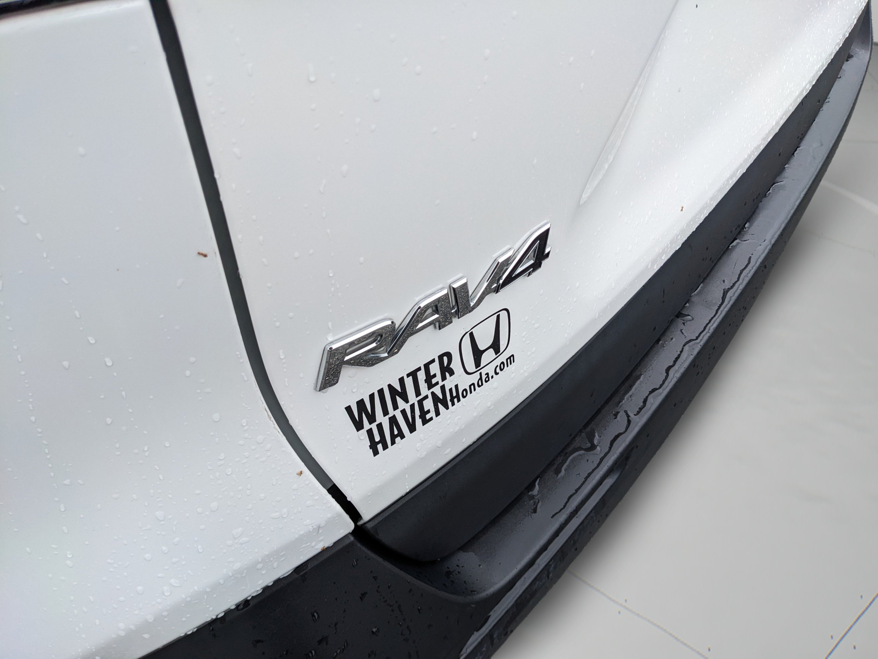 Used 2025 Toyota RAV4 XLE FWD image 40