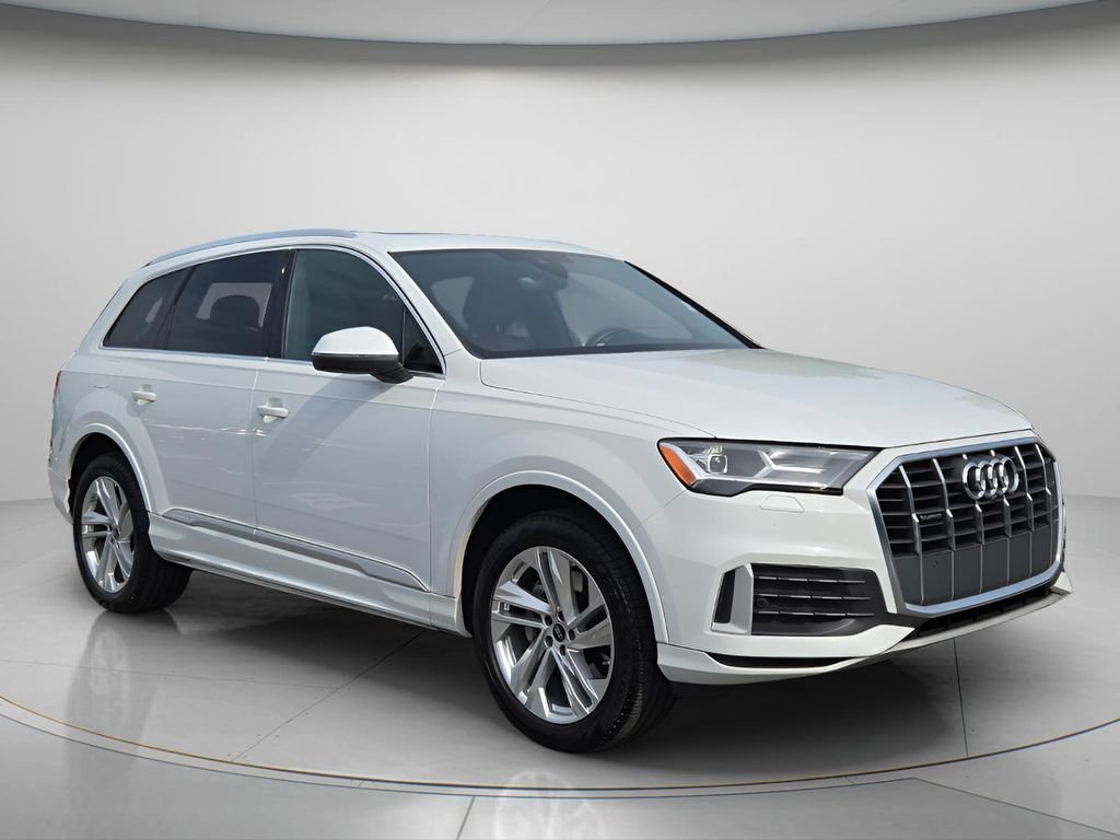 Used 2023 Audi Q7 2.0T Premium Plus w/ Towing Package AWD/4WD image 8