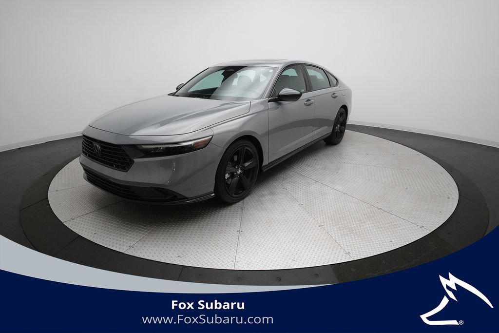Used 2024 Honda Accord Sport image 1