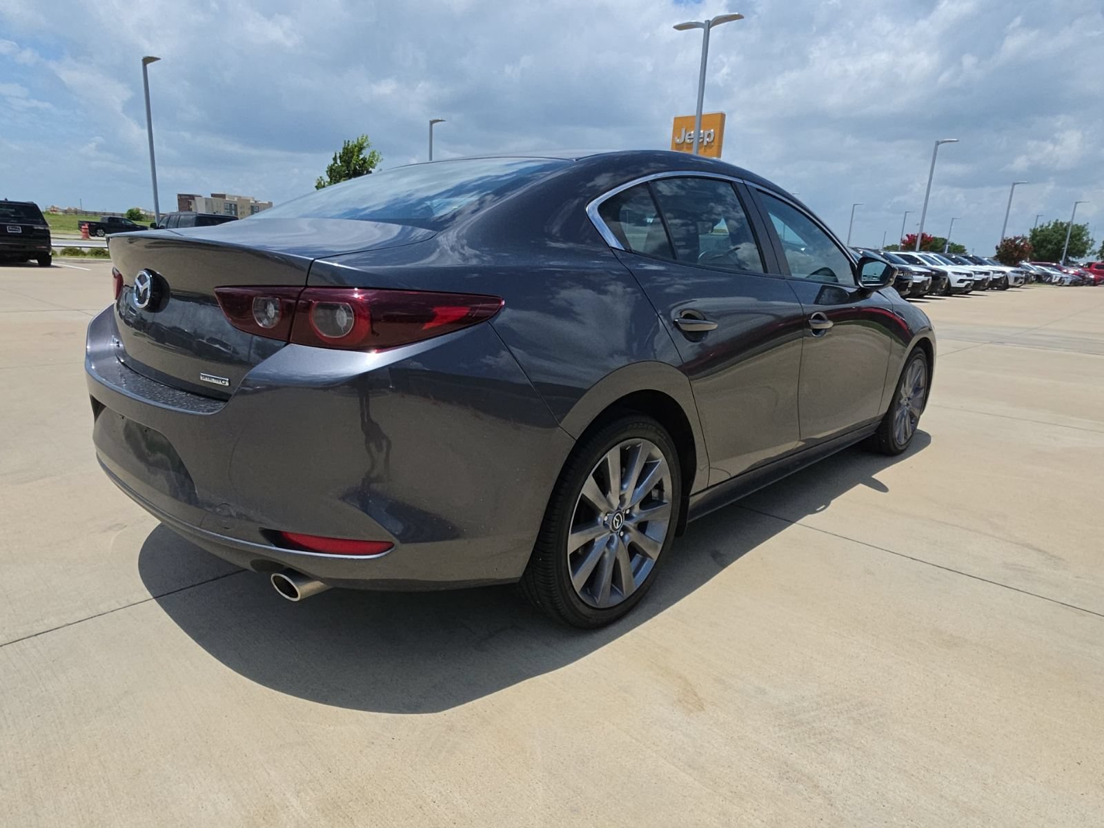 Used 2025 MAZDA MAZDA3 s FWD image 5