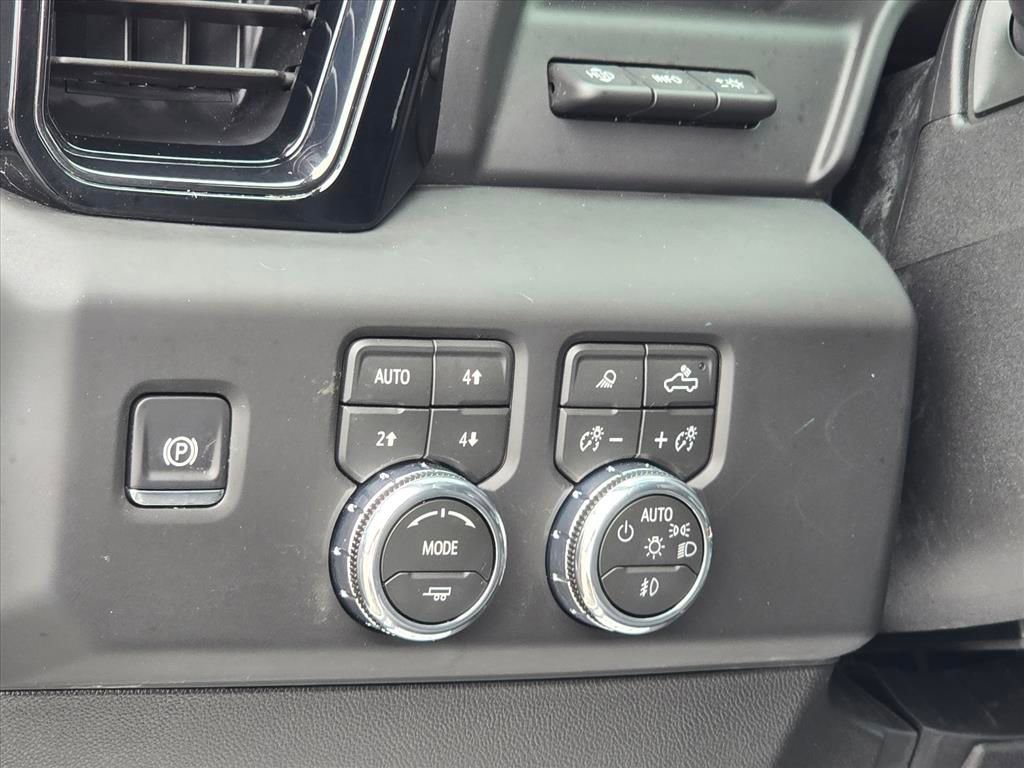 New 2026 GMC Sierra 2500 AT4X image 7