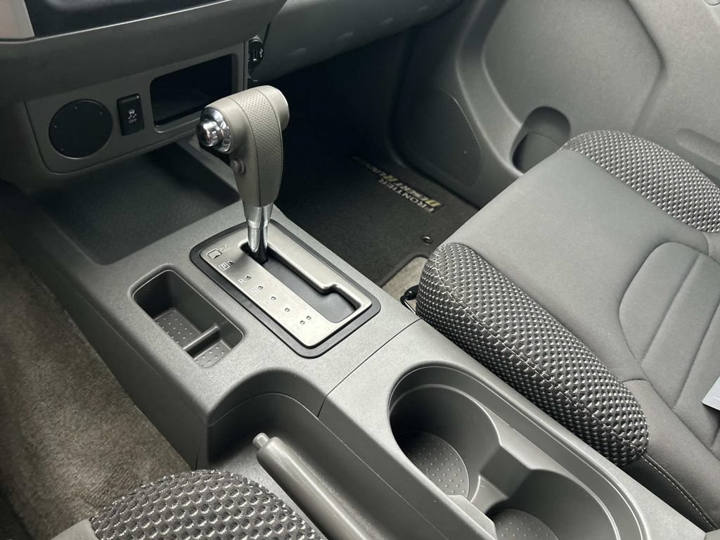 Used 2018 Nissan Frontier SV RWD image 30