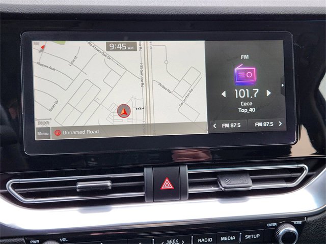 Used 2022 Kia Niro EX Premium image 17