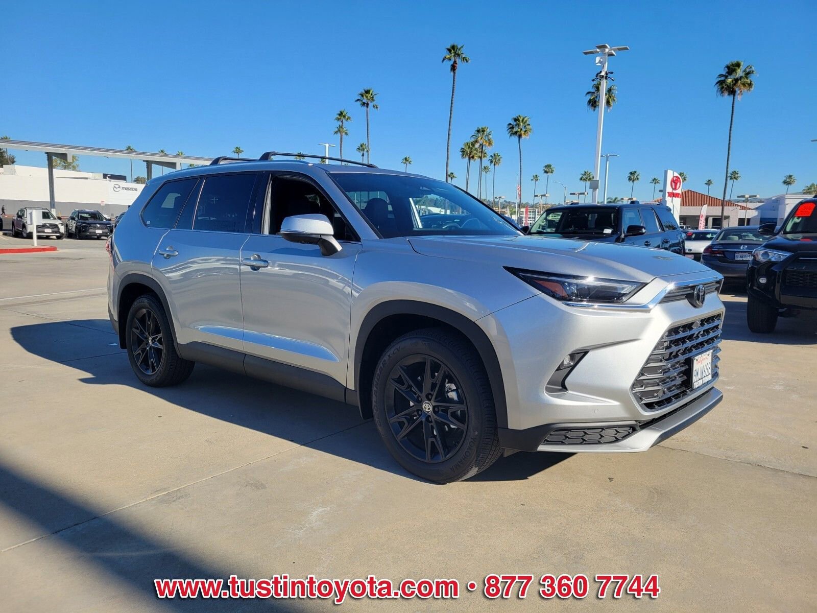 Certified 2024 Toyota Grand Highlander AWD Hybrid image 2