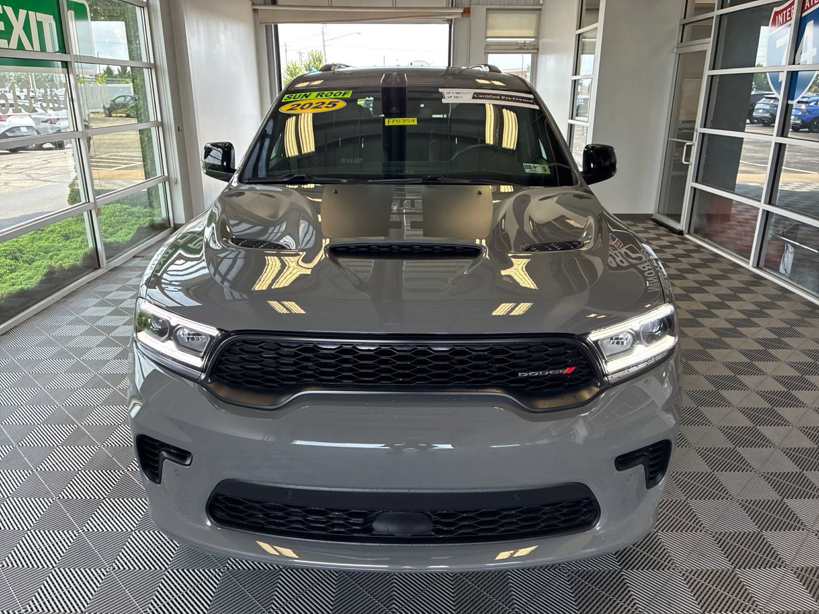 Used 2025 Dodge Durango R/T AWD/4WD image 2