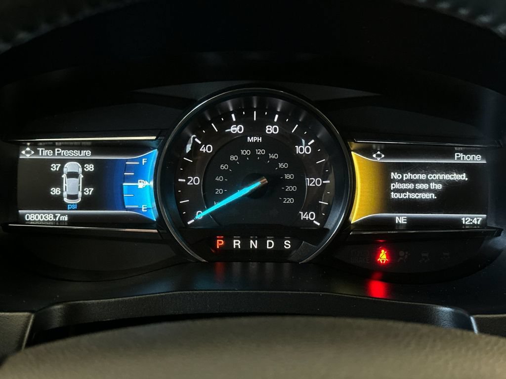 Used 2018 Ford Explorer XLT w/ Equipment Group 202A FWD image 25