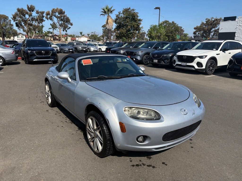 Used 2006 MAZDA MX-5 Miata Sport RWD image 5