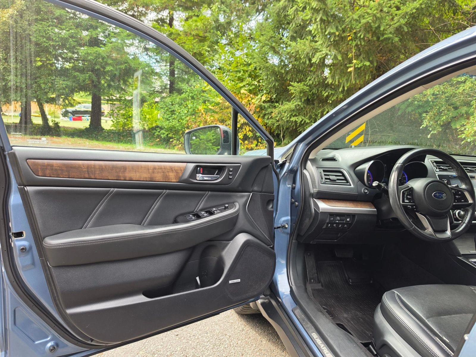 Used 2018 Subaru Outback 2.5i Limited AWD/4WD image 18