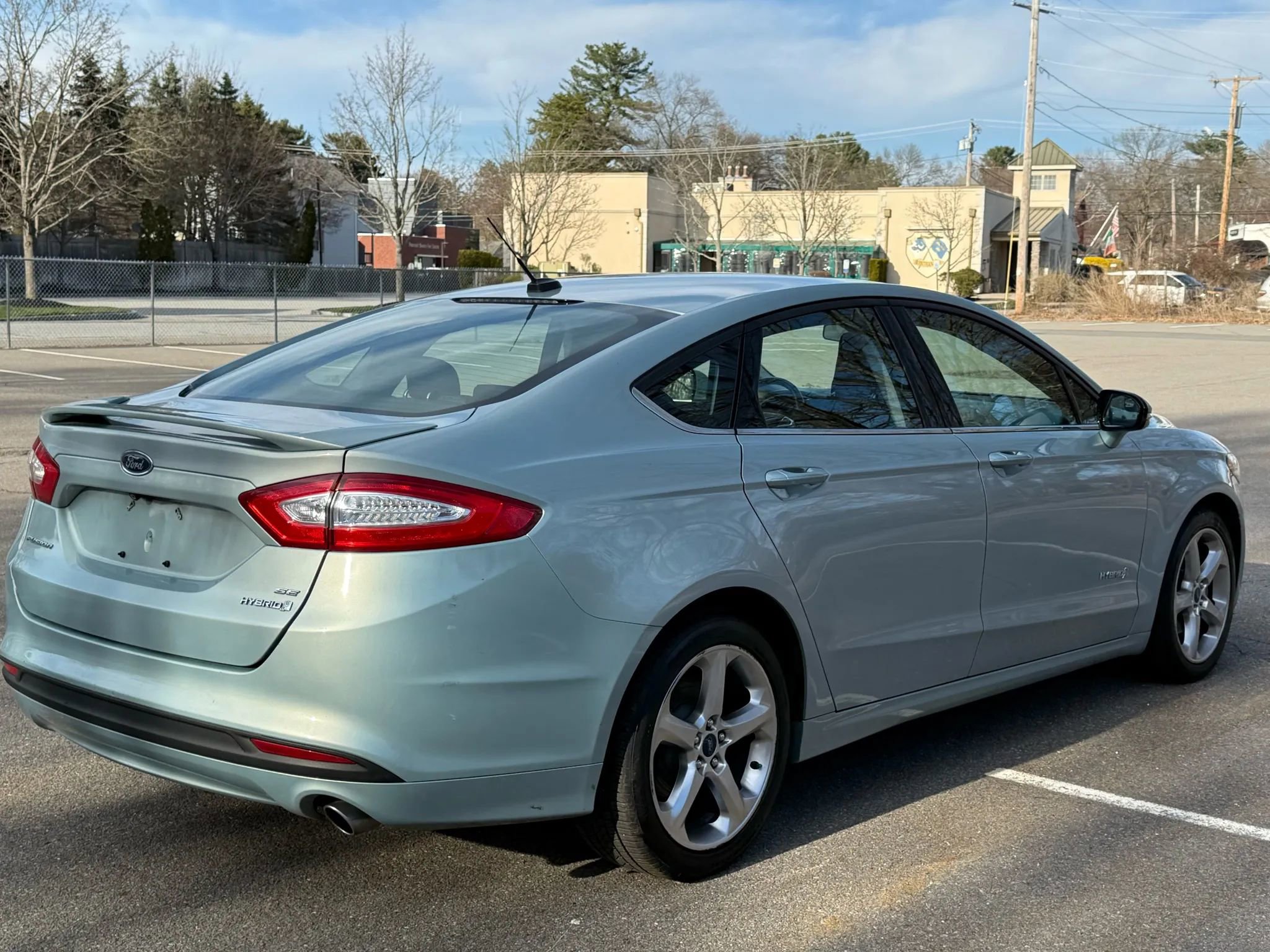 Used 2014 Ford Fusion SE image 9