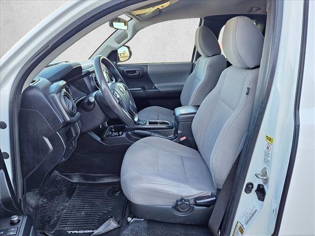 Used 2016 Toyota Tacoma SR image 16