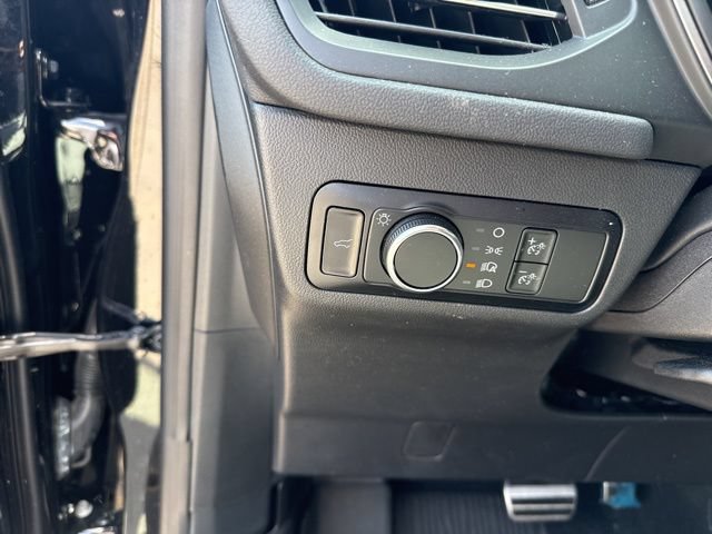 Used 2024 Ford Escape ST-Line w/ Tech Pack #1 AWD/4WD image 22