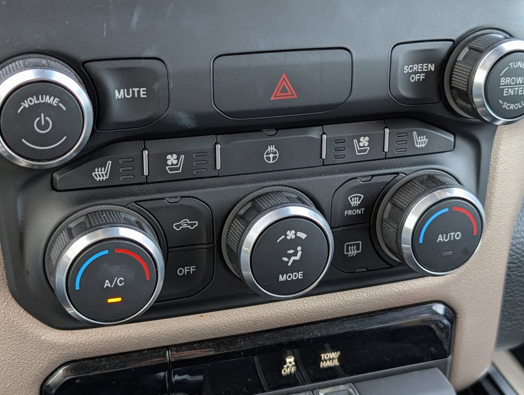 Used 2021 RAM 1500 Laramie AWD/4WD image 22