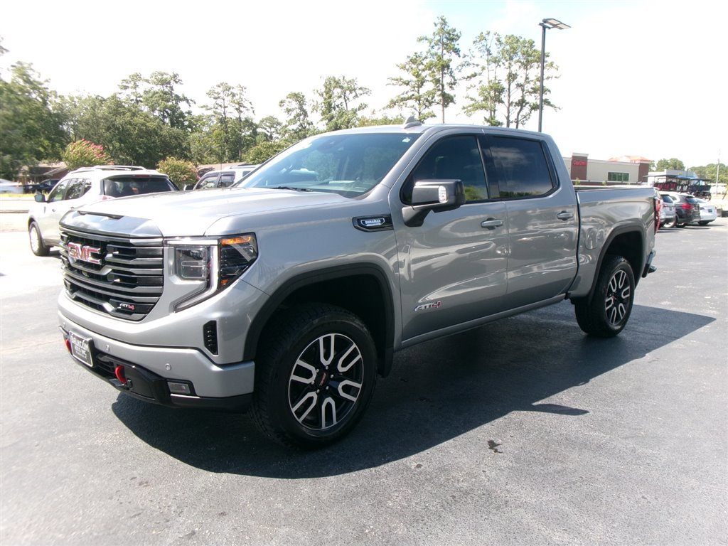 Used 2024 GMC Sierra 1500 AT4 w/ Technology Package image 29