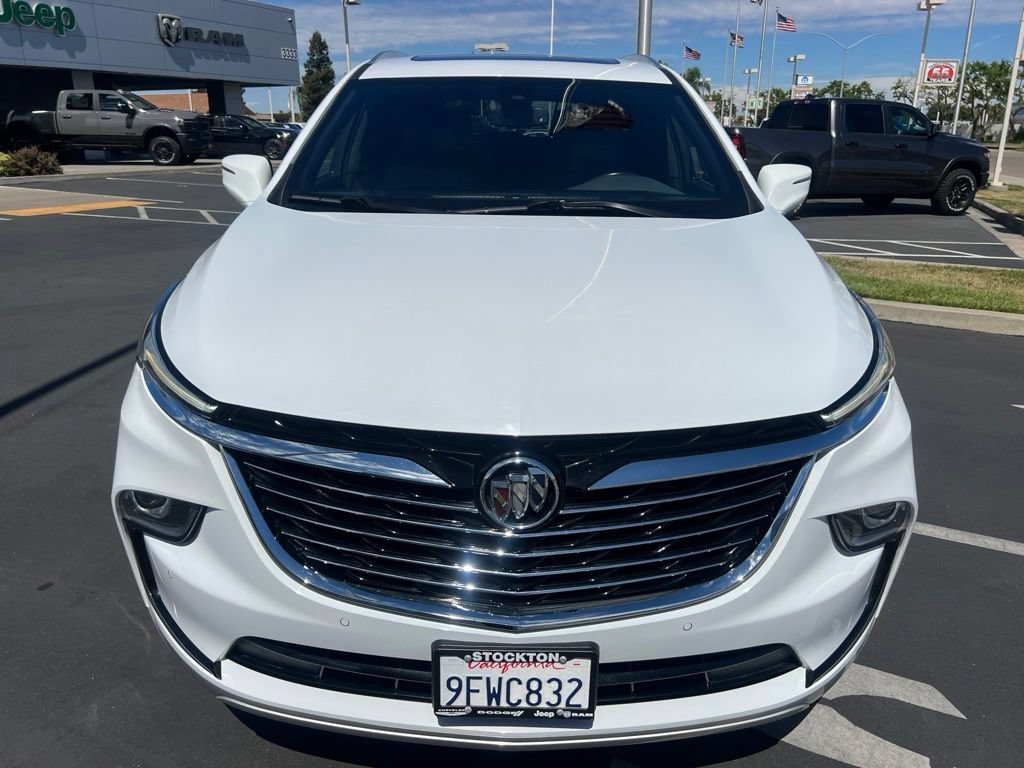 Used 2023 Buick Enclave Essence w/ Experience Buick Package FWD image 8