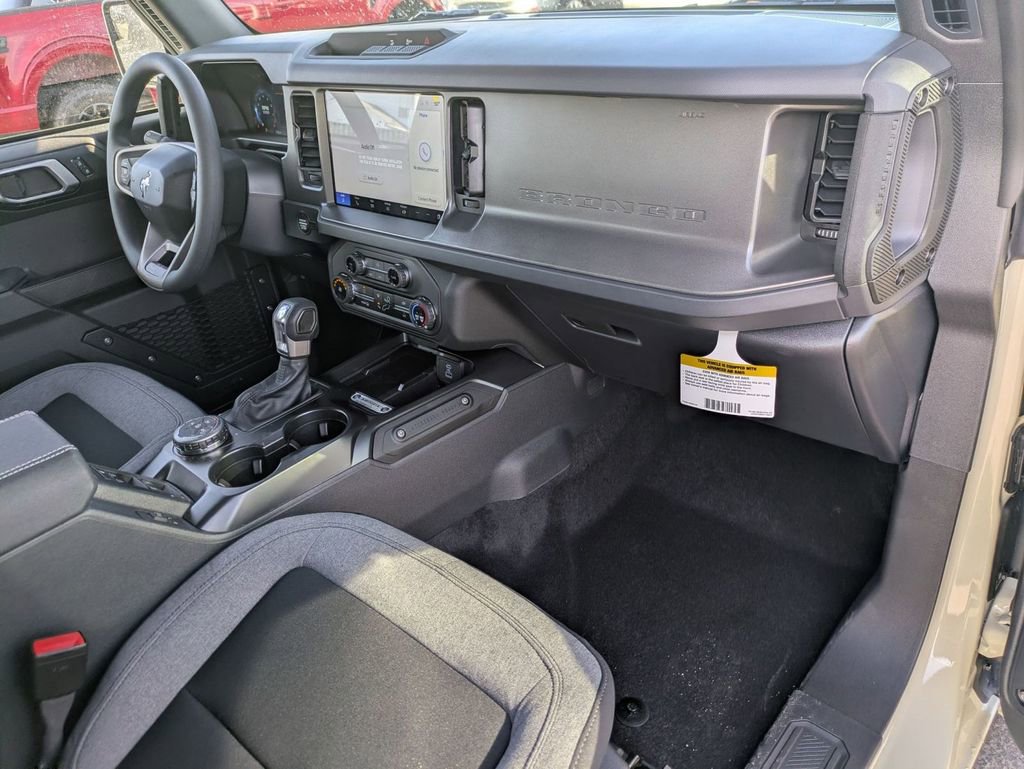 New 2025 Ford Bronco 4-Door image 45