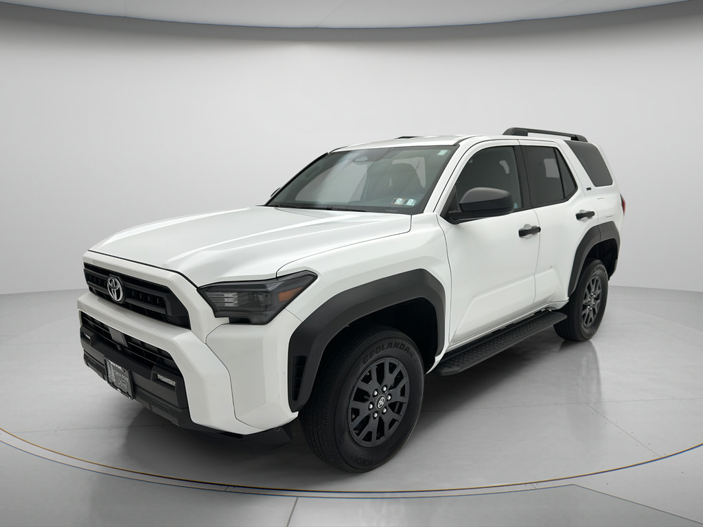 Used 2025 Toyota 4Runner SR5 AWD/4WD image 3