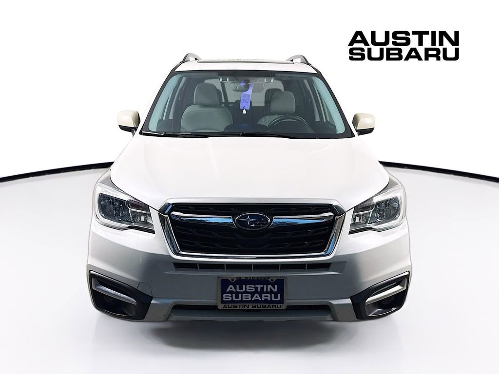 Used 2017 Subaru Forester 2.5i Premium AWD/4WD image 2