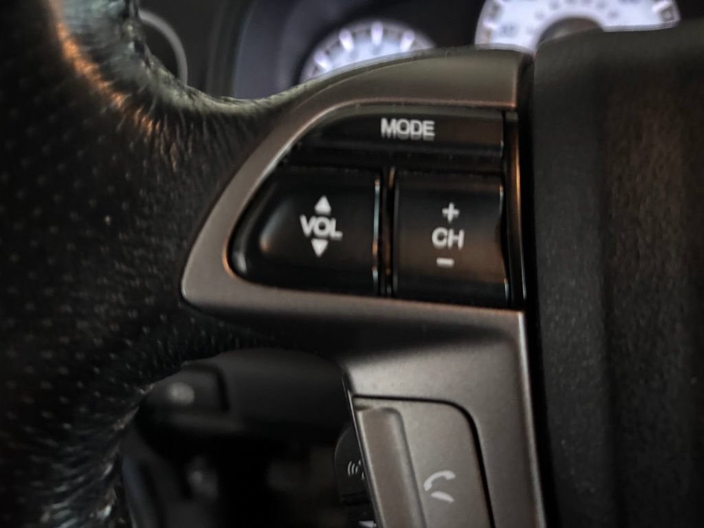 Used 2012 Honda Pilot EX-L image 17