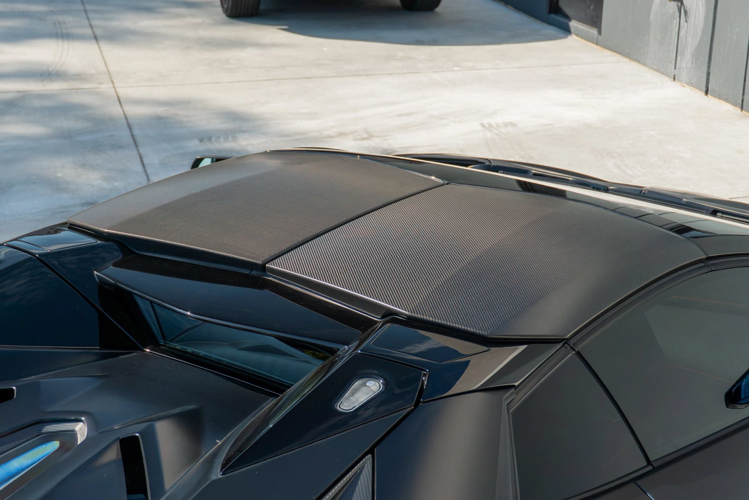 Used 2020 Lamborghini Aventador SVJ AWD/4WD image 59