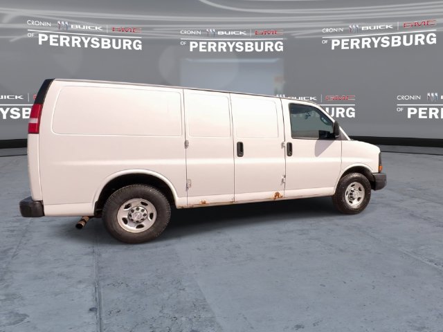 Used 2016 Chevrolet Express 2500 RWD image 9