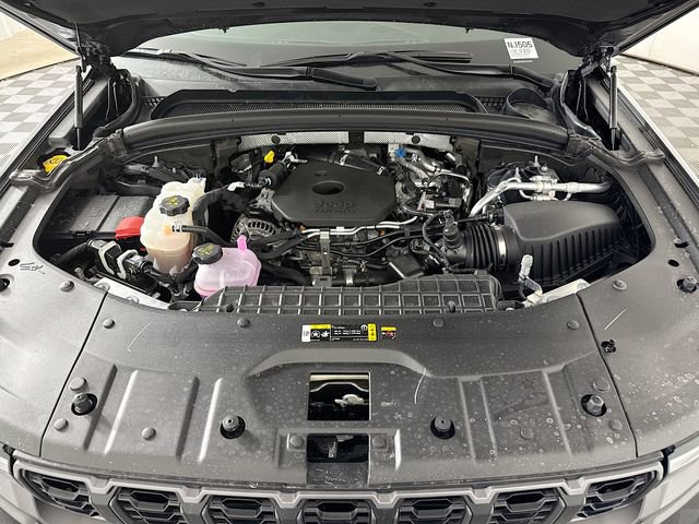 New 2026 Jeep Grand Cherokee Altitude AWD/4WD image 29