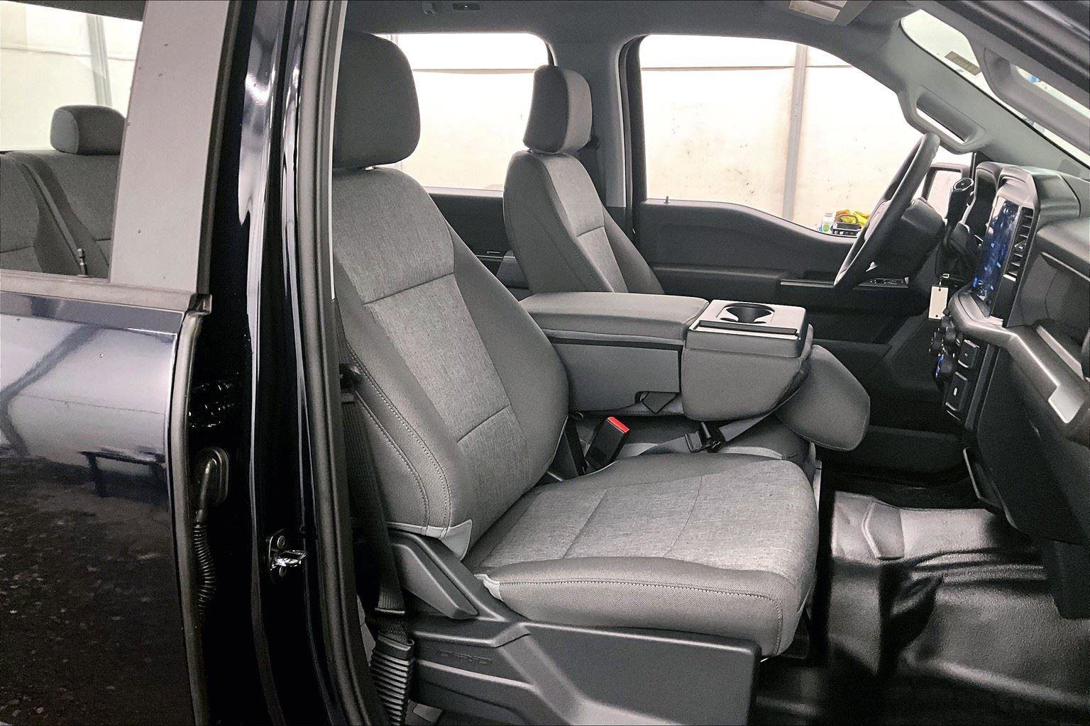 New 2025 Ford F150 XL image 7