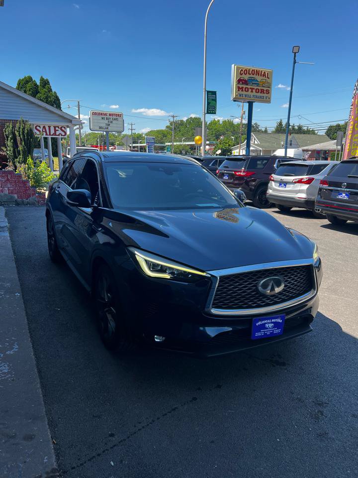 Used 2019 INFINITI QX50 Essential w/ Sensory Package AWD/4WD image 4