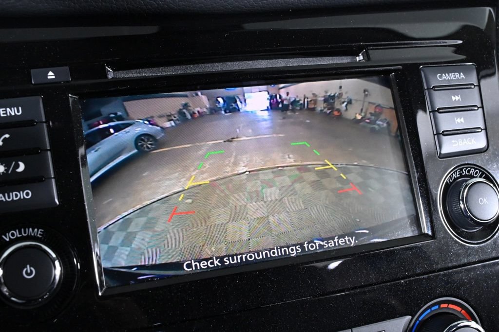 Used 2020 Nissan Rogue S AWD/4WD image 15