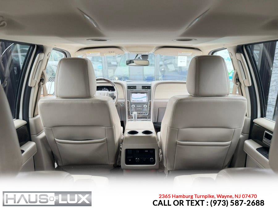 Used 2017 Lincoln Navigator Select image 35