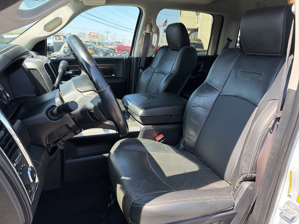 Used 2015 RAM 2500 Laramie w/ Protection Group image 32