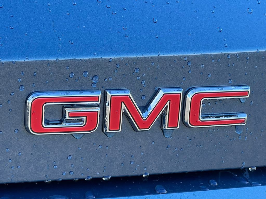 New 2026 GMC Terrain Denali w/ LPO, Floor Liner Package image 46